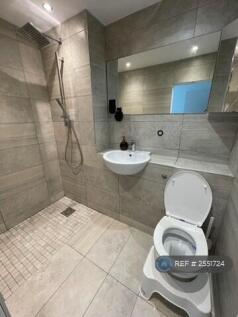 Ensuite Pic 1