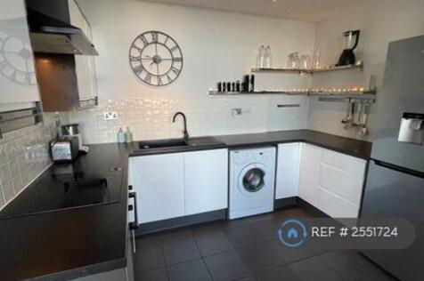 Kitchen Pic 1