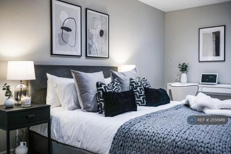 Elegant Bedroom 