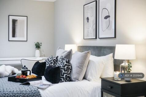 Kingsize Bed