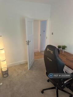 Second Bedroom &amp;/Or Home Study