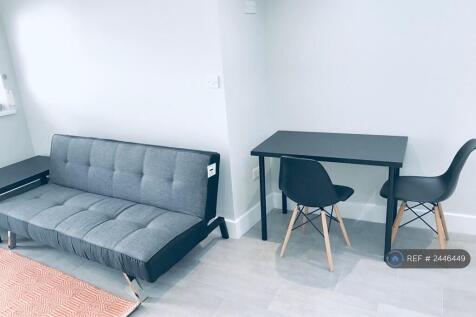 Lounge/Kitchen