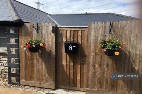 Lockable Front Gate