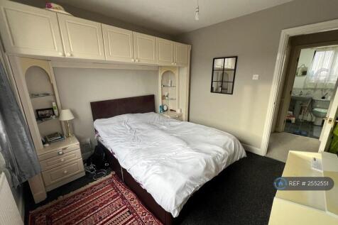 Bed 1