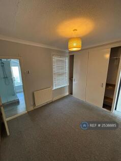 Master Bedroom With En-Suite