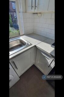 Kitchen Units Newly Fitted Within Last 12 Months