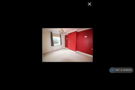 Bedroom On 1st Floor