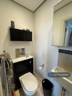 En Suite Bathroom