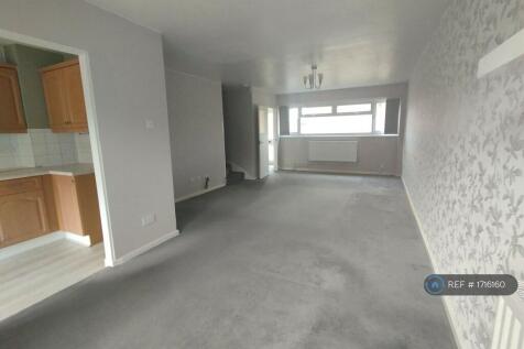 Lounge To Front