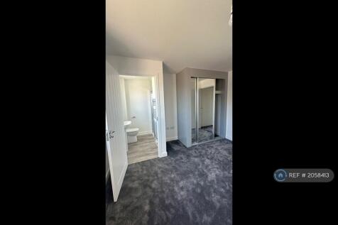 En-Suite With Attached Wardrobe 