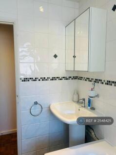 Bathroom Sink/Mirror