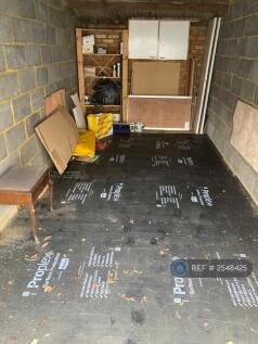 Garage/Storage Space