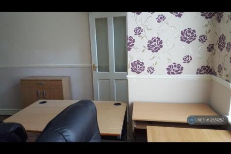 Longe Room