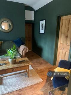 Liing Room 2