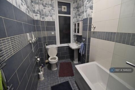 Towel Rail, Basin &amp; Wc
