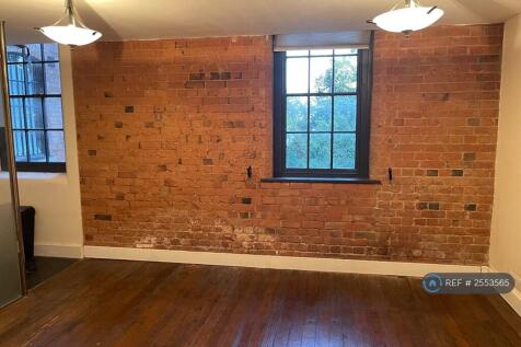 Living Room Pic 2