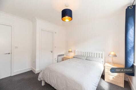 En-Suite Bedroom