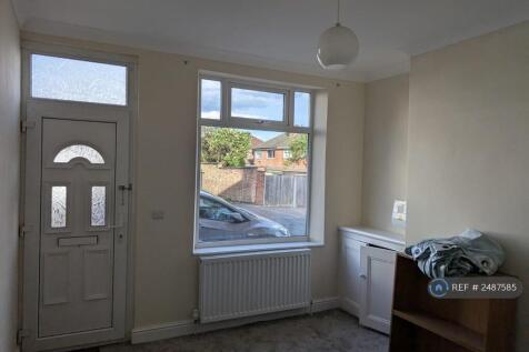 Downstairs Bedroom / Reception
