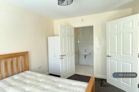 1st Floor Bed Room 3 En-Suite