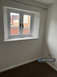 Front Single Bedroom