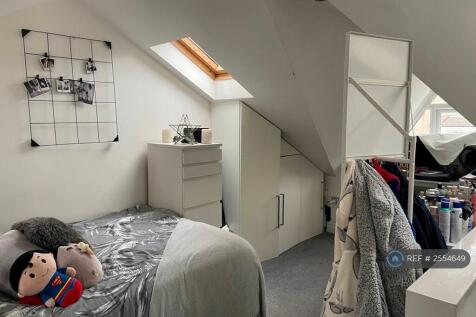 Bedroom Pic 1 