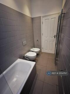 Master Bathroom2