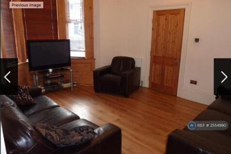 Big Lounge With Enormnous 65&#34; Smart Tv