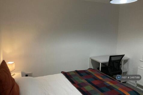 Room 5 - Available On 26th July (£750)