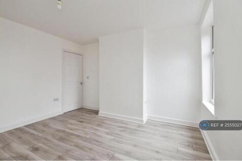 Rear Bedroom 2