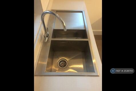 1&amp;1/2 s/s Sink With Deep Draining Area