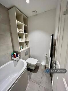 Bethroom 2