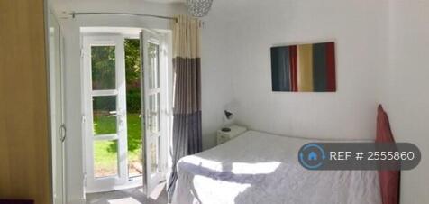 Bedroom 2 Leading To Garden