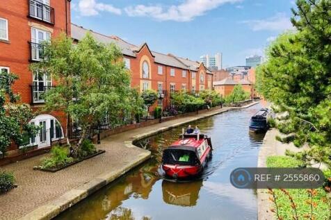 Ashton Canal Runs Through Piccadilly Village
