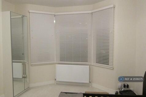 Bedroom 1 - Pic 1