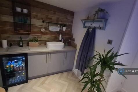 Fitted Units, Handbasin In Bedroom