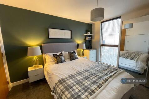 Master Bedroom With En-Suite