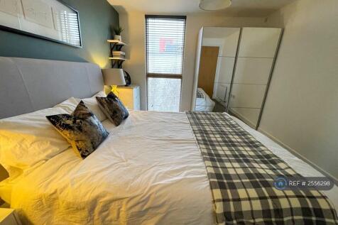 Wardrobe And Chest Of Drawers Included