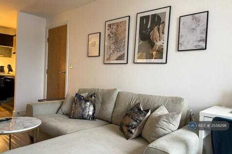 Note: Sofa Subject To Be Changed