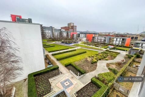 Exclusive Courtyard For Vizion Residents Only