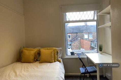Back Bedroom First Floor