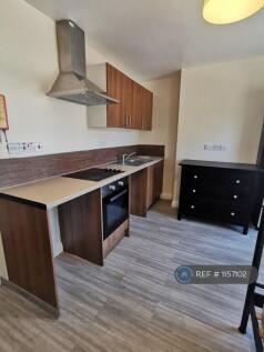 Flat 4 Bedroom/Lounge/Kitchen