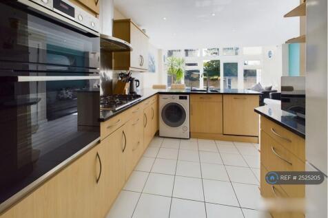 Kitchen 3