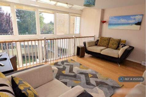 Lounge 3