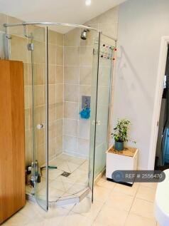 Bathroom - Shower