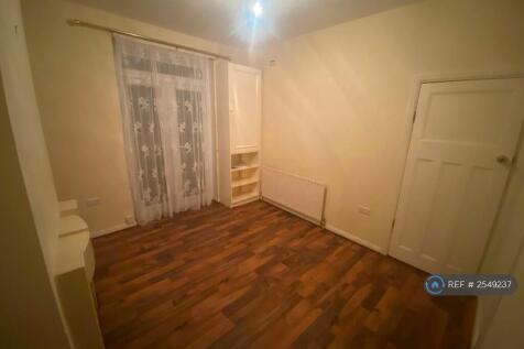 Grd Floor Rear Room :  Dining Room