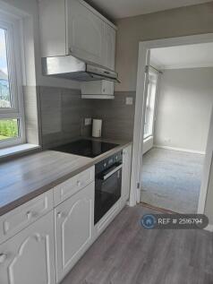 Kitchen (Showing New Oven And Hob)
