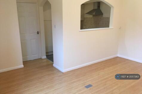 Lounge, Looking Towards Kitchen