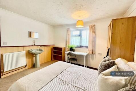 Ground Floor Double Bedroom