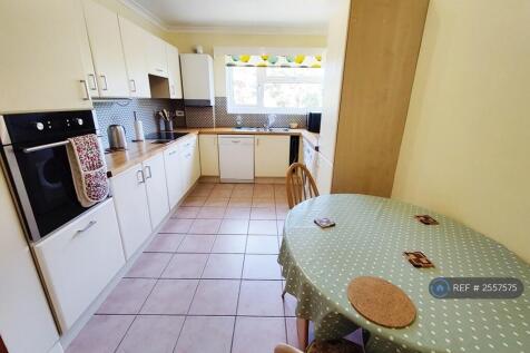 Kitchen / Breakfast Room