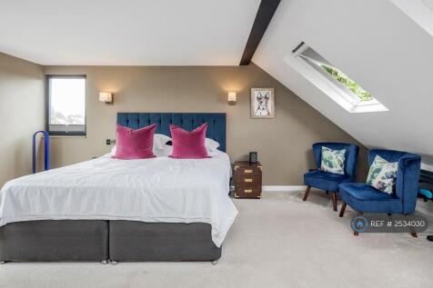 Loft Master Suite 